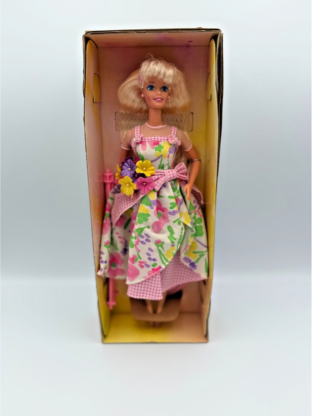 Vintage 1996 Spring Petals Barbie Doll Avon Special Edition Mattel